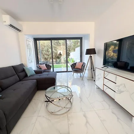 Luxury Garden Pafos